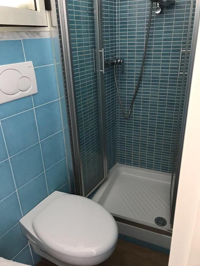 La Stanza Sul Porto Di Amalfi Camera Piccina Piccina Con Bagno Privato E Terrazzino Vista Mare Extérieur photo