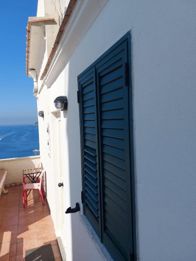 La Stanza Sul Porto Di Amalfi Camera Piccina Piccina Con Bagno Privato E Terrazzino Vista Mare Extérieur photo