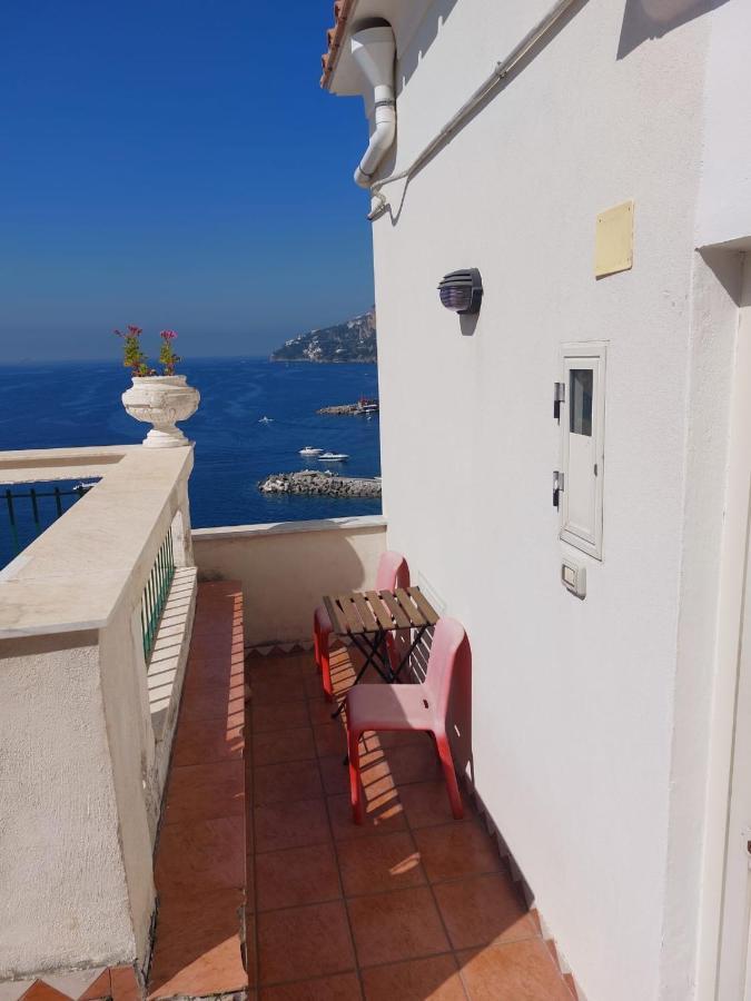 La Stanza Sul Porto Di Amalfi Camera Piccina Piccina Con Bagno Privato E Terrazzino Vista Mare Extérieur photo